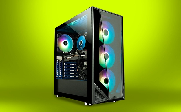 PC de gaming moderne avec un panneau latéral en verre et des ventilateurs à éclairage RGB multicolore.